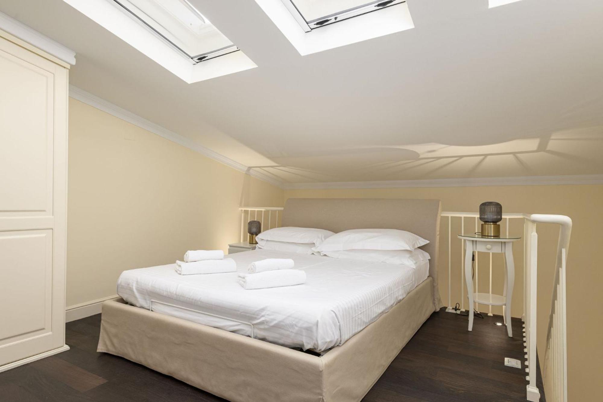 Unyca - Luxury Central Suite Florence Exterior photo